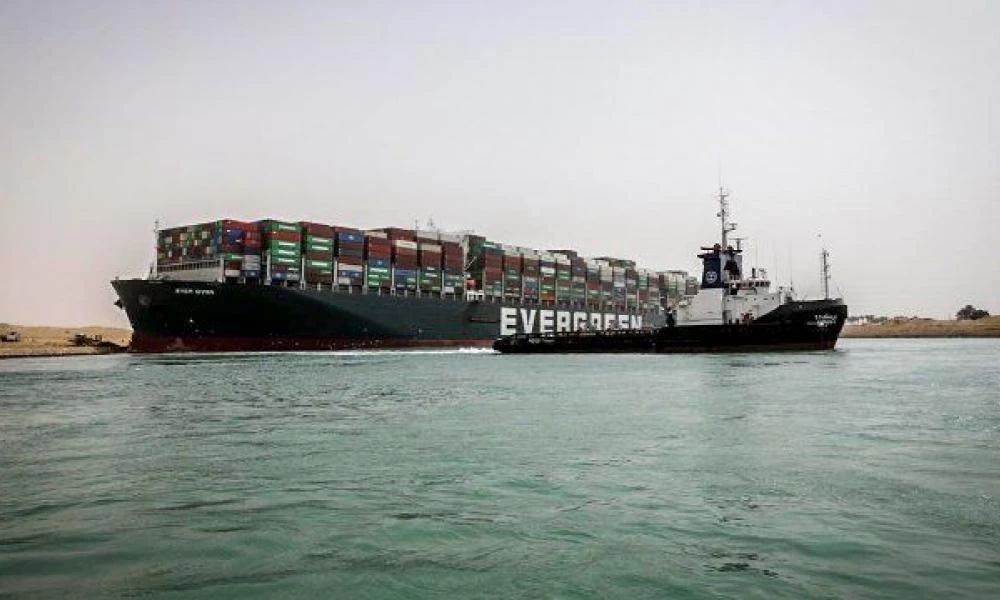 «Παγιδευμένο» στη Δώρυγα του Σουέζ το Ever Given υπό κράτηση